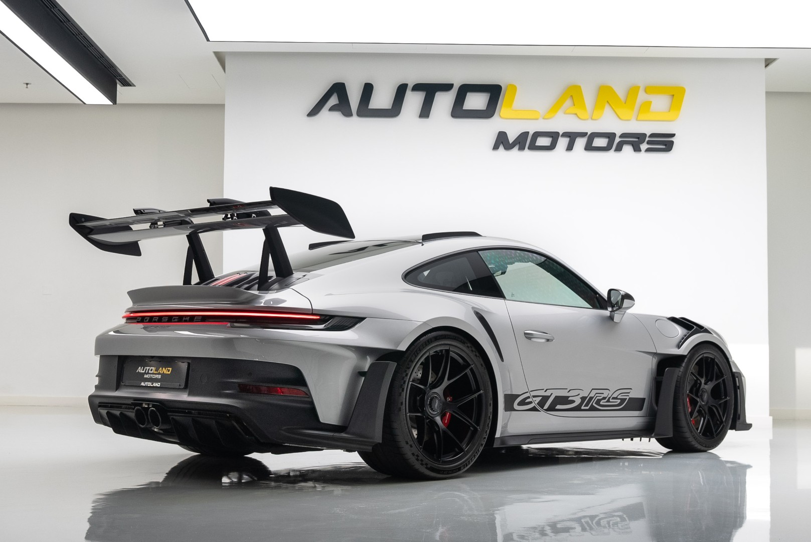 2024 PORSCHE 911 GT3 RS | WEISSACH PACKAGE | DEALER WARRANTY|